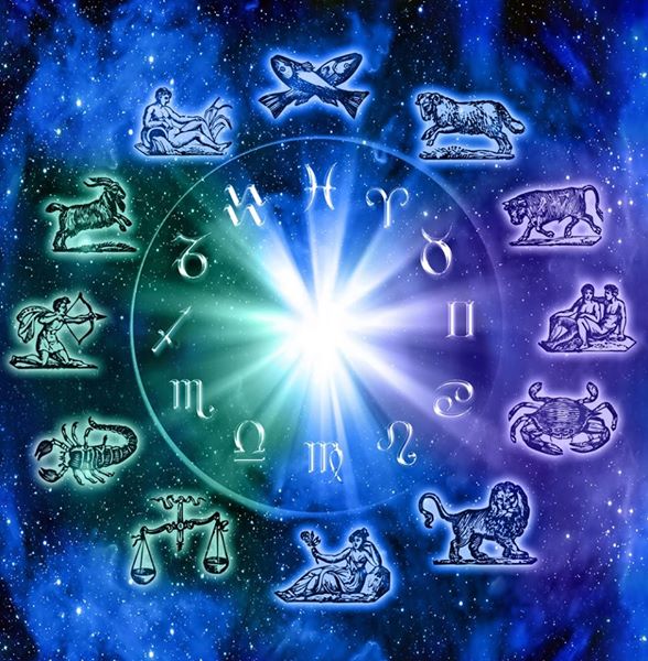 OGNI SEGNO ZODIACALE HA LE SUE ABITUDINI AMOROSE: SCOPRI LE TUE - 02/02/2015