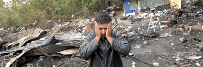IL COMUNE SPEGNE LA LUCE: ''I ROM PAGHINO LE BOLLETTE COME GLI ALTRI'' - 11/02/2015