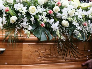 ROMA - ''È MORTO DUE VOLTE'': LO CHOC PER LA FIGLIA DURANTE IL FUNERALE DEL PADRE - 15/02/2015