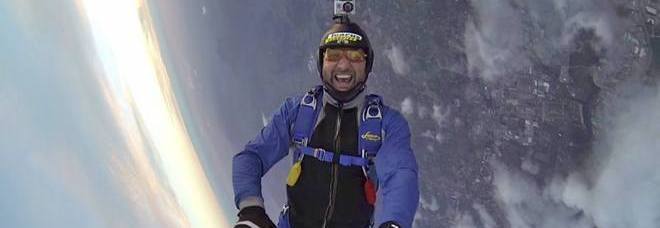 PARACADUSTISTA ROMANO SI SCHIANTA E MUORE. ''STESSO POSTO DELL'INCIDENTE DI PIETRO TARICONE'' - 08/03/2015