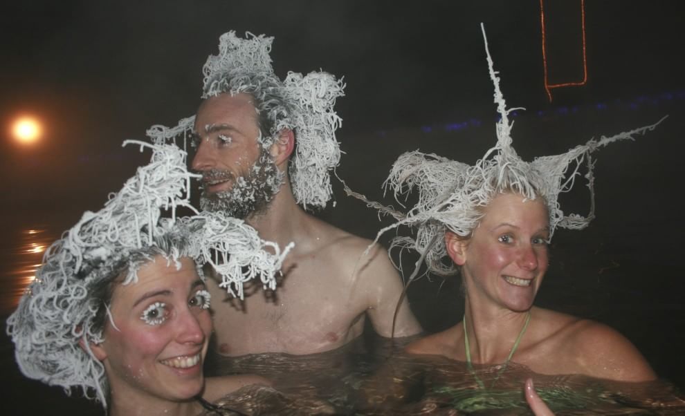 BAGNO NELL'ACQUA BOLLENTE MA FUORI FA MENO 30. ECCO COSA SUCCEDE - FOTO - 08/03/2015