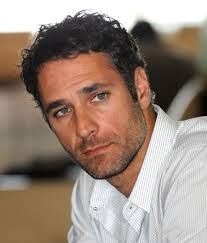 RAOUL BOVA NON CE LA FA PIU' E CHIEDE AIUTO ALL'EX SUOCERA: ''LE COSE NON SONO ANDATE'' - 08/04/2015