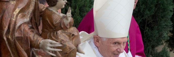 PADRE GEORG: ''ORA POSSO DIRE IL VERO MOTIVO PER CUI RATZINGER HA LASCIATO IL PAPATO'' - 16/04/2015