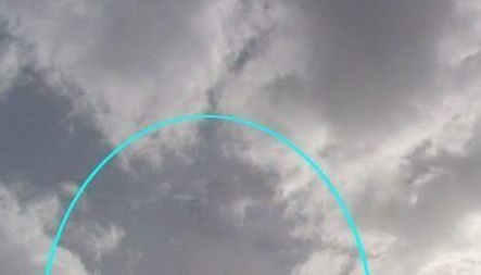 UNA DELLE FOTO PIU' CONDIVISE DEL MOMENTO - RIUSCITE A VEDERLA? - 05/05/2015