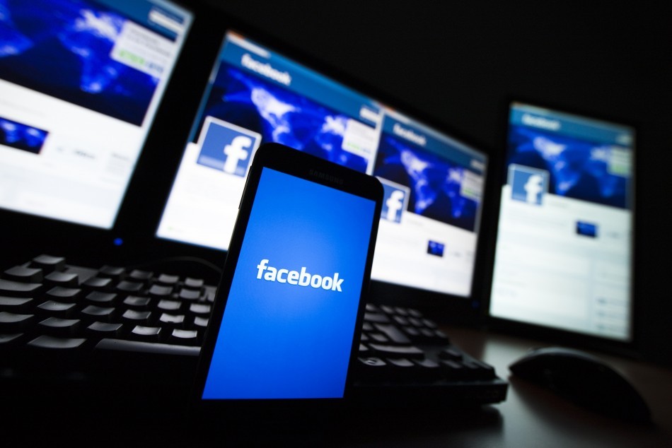 ATTENZIONE AI COMMENTI CHE FATE SU FACEBOOK ECCO COSA PUO' SUCCEDERE - 06/05/2015