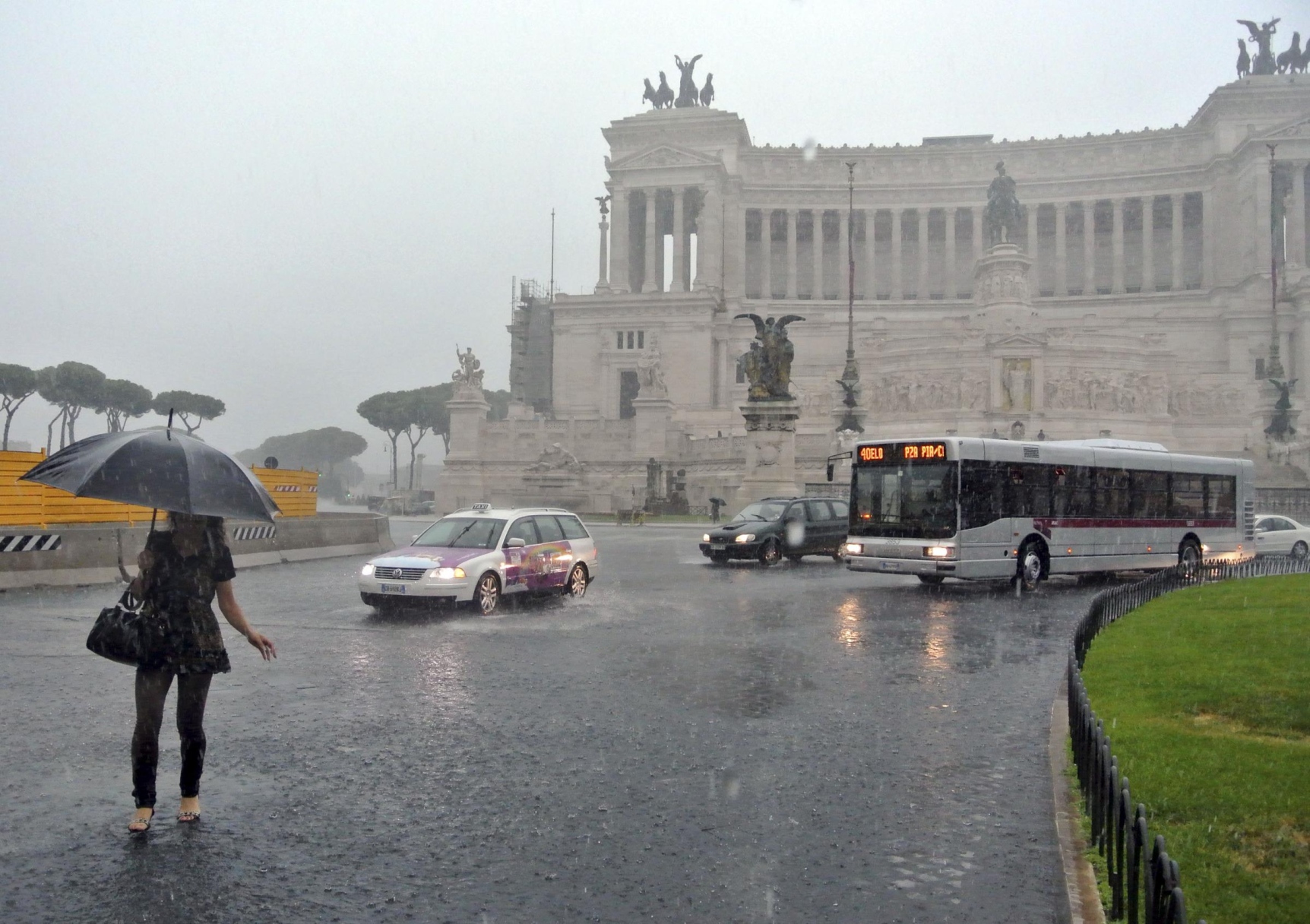 METEO: IL CALDO HA LE ORE CONTATE, ARRIVA ''FEROX'' CHE PORTA FREDDO E PIOGGIA - ECCO DOVE E QUANDO - 11/05/2015