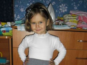 BIMBA DI 6 ANNI MUORE PER SALVARE IL FRATELLINO - 07/06/2015
