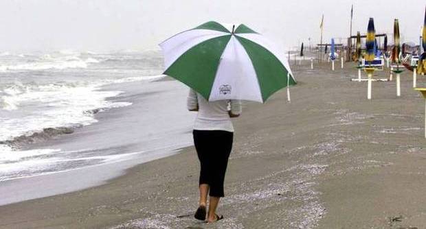 METEO: ADDIO CALDO AFRICANO, ARRIVA IL CICLONE AMNESIA. TEMPORALI SU TUTTA ITALIA, ECCO DA QUANDO - 11/06/2015