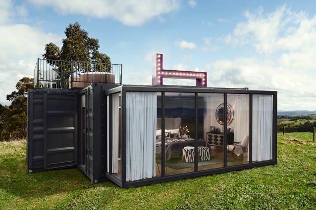 ECCO COME DORMIRE IN UN HOTEL DA 20MILA EURO A NOTTE CON SOLI 63 EURO - 06/09/2015