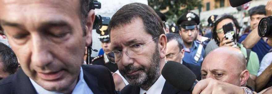 UFFICIALE: MARINO SI E' DIMESSO DA SINDACO DI ROMA - 08/10/2015