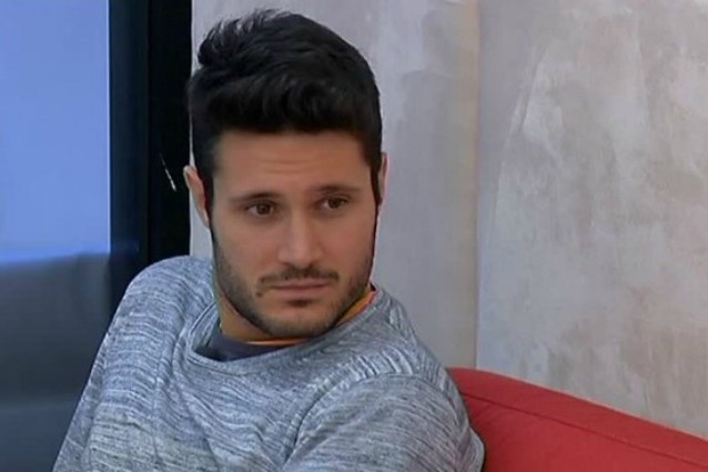 GRANDE FRATELLO. ''DEVE LASCIARE LA CASA'': ECCO COSA AVREBBE FATTO SIMONE POCHE ORE FA - 22/10/2015