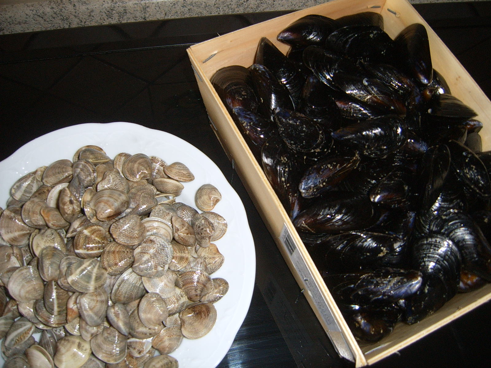 COZZE E VONGOLE A RISCHIO SALUTE: SEQUESTRI IN TUTTA ITALIA. ECCO LE ZONE COINVOLTE - 24/11/2015
