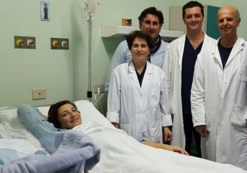 PARTO RECORD IN ITALIA: MAMMA A 50 ANNI. ERA GIA' NONNA - 24/11/2015