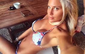 IL NUOVO VOLTO DI ''AVANTI UN ALTRO'' STUPISCE TUTTI: ECCO COSA HA FATTO FRANCESCA BRAMBILLA - 25/12/2015