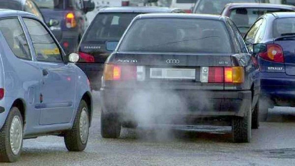 TARGHE ALTERNE 28 E 29 DICEMBRE: ECCO CHI PUO' CIRCOLARE NEI GIORNI DI FESTA - 26/12/2015