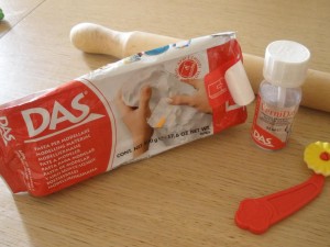 ECCO COSA CONTENEVA LA PASTA PER MODELLARE DAS: LA SCONVOLGENTE SCOPERTA SCIENTIFICA - 29/12/2015