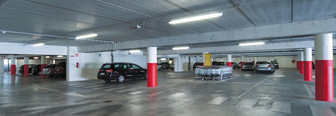 'CLIENTI DEI CENTRI COMMERCIALI ADDORMENTATI CON PROFUMO E DERUBATI NEI PARCHEGGI': ATTENZIONE ALLA NUOVA TECNICA - 07/01/2016