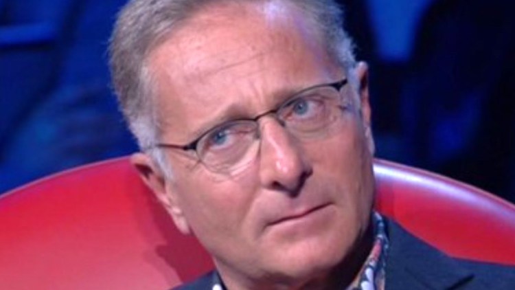 PAOLO BONOLIS, IL DRAMMA DELLA FIGLIOLETTA - 09/05/2016