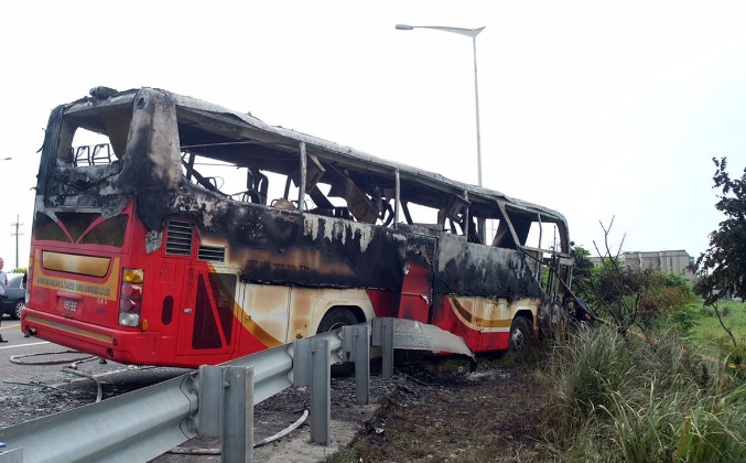 BUS TURISTICO SI SCHIANTA E PRENDE FUOCO: MORTI TUTTI I 26 OCCUPANTI - 19/07/2016