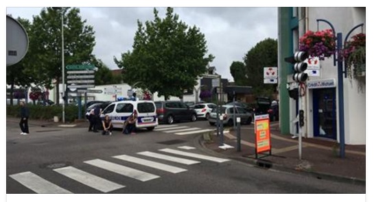 FRANCIA AGGUATO IN UNA CHIESA - SGOZZATI DUE OSTAGGI: UCCISI I SEQUESTRATORI, UNO AVEVA LA ''CHACHIA'' - 26/07/2016