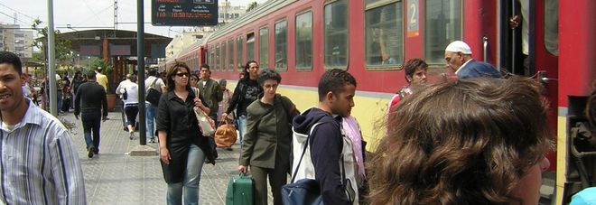 VALIGIA ABBANDONATA SUL TRENO: DENTRO IL CORPO DI UNA DONNA FATTO A PEZZI - 31/07/2016