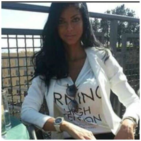 LA CLAMOROSA RIVELAZIONE DELL'AMICA SULLA PRESUNTA CARRIERA A ''LUCI ROSSE'' DI TIZIANA - 15/09/2016