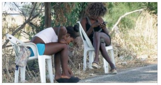 VA CON LA PROSTITUTA 21 ENNE, POI LA SCENA SHOCK DOPO L'AMPLESSO - 23/09/2016