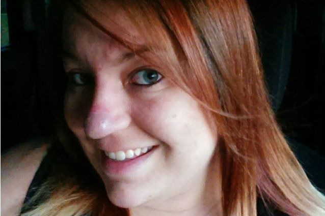 HA UN BRUFOLO SUL NASO, DOPO ALCUNI GIORNI VA DAL MEDICO E FA UNA SCOPERTA CHOC - 02/10/2015