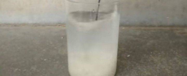 ECCO COME CAPIRE VELOCEMENTE SE IL RISO CHE STATE MANGIANDO CONTIENE TRACCE DI PLASTICA - 07/11/2016
