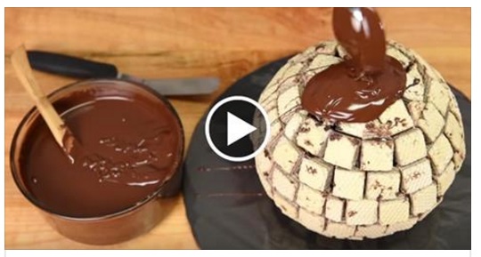 FRULLA I WAFER E AGGIUNGE LA NUTELLA: LA RICETTA CHE VI FARA' VENIRE L'ACQUOLINA IN BOCCA - 07/11/2016