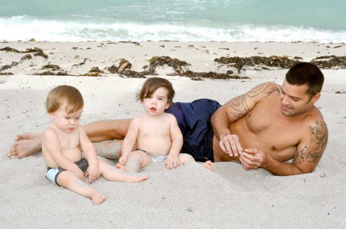 LA CONFESSIONE DI RICKY MARTIN IN UNA LETTERA AI FIGLI - 08/11/2016