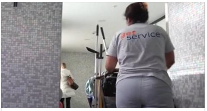 PARTORISCE NEI BAGNI DELL'AEROPORTO, POI METTE IN ATTO UN DIABOLICO PIANO - 25/11/2016