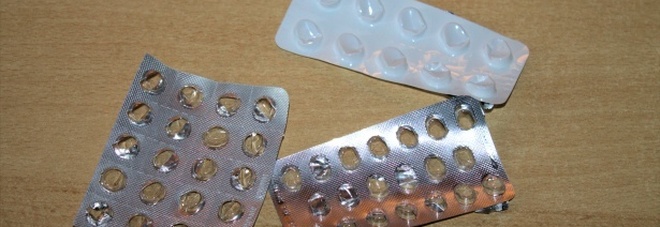 RITIRATI TRE FARMACI: PER LA CURA DELLA DEPRESSIONE, DELL'ASMA E DELLA CEFALEA. ECCO I RISCHI - 01/12/2016