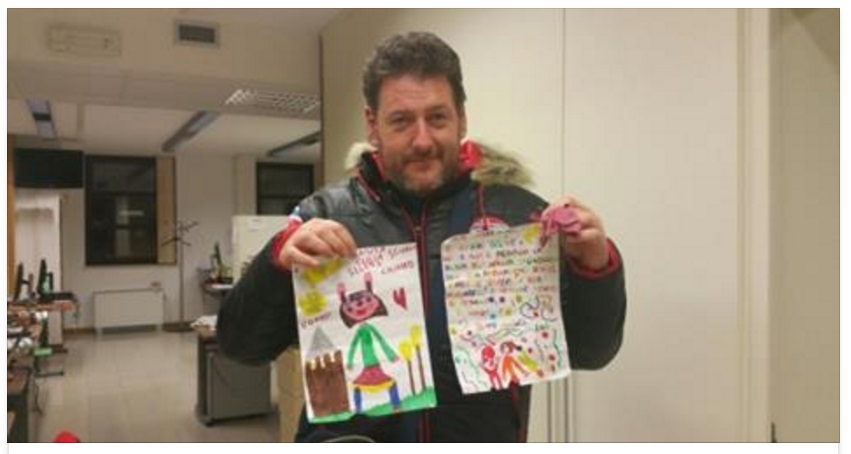 LETTERA DI NATALE VOLA CON UN PALLONCINO PER 400 KM. LA TROVA UN AUTISTA: ''MANDERO' I DONI'' - 16/12/2016