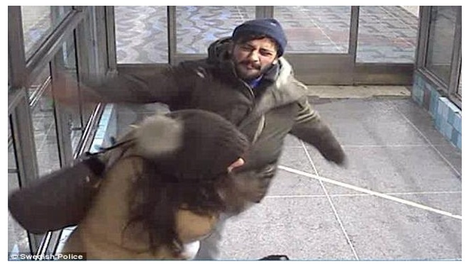 FURTO SHOCK: MIGRANTE AGGREDISCE UNA DONNA INCINTA AL 7 MESE - 06/02/2017