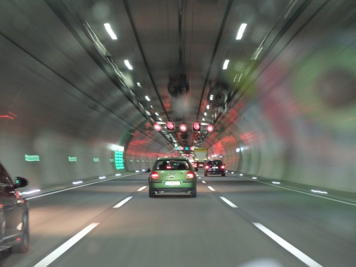 AUTOMOBILISTI TREMATE: ARRIVA IL SORPASSOMETRO. MULTE FINO A 1300 EURO. ECCO COME FUNZIONA - 22/05/2017