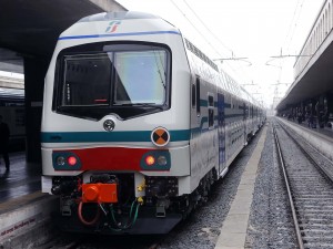 Capotreno lascia convoglio in 'sosta': deve fare la spesa - 21/04/2013