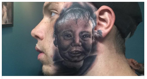 L'UOMO SI TATUA SUL VISO L'IMMAGINE DEL FIGLIO, MA L'ALTRO LATO DEL VOLTO NASCONDE UNA SORPRESA - 21/04/2016