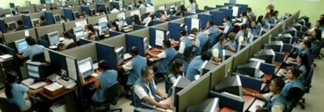 ''SCHIAVI'' AL CALL CENTER: GIOVANI DIPENDENTI PAGATI SOLO 2 EURO ALL'ORA - 31/07/2013