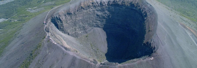 VESUVIO, IL VULCANOLOGO LANCIA L'ALLARME: ''L'ERUZIONE È CERTA, PERICOLO PER LA GENTE'' - 05/09/2013