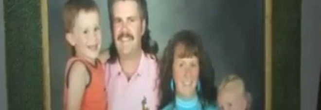 FAMIGLIA VIVE PER UN ANNO COME SE FOSSE IL 1986: ''BANDITI SMARTPHONE E FACEBOOK'' - VIDEO - 09/09/2013