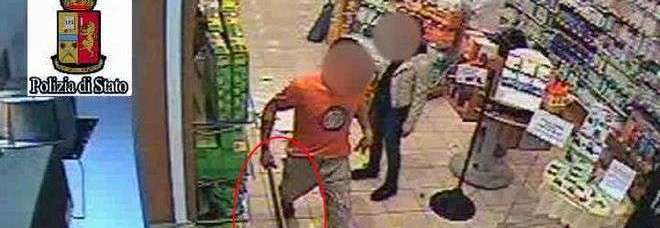 BABY GANG PICCHIA EBREI E GAY. ''UN RAGAZZO CHIUSO IN CASA PER MESI'' - VIDE0 - 30/09/2013