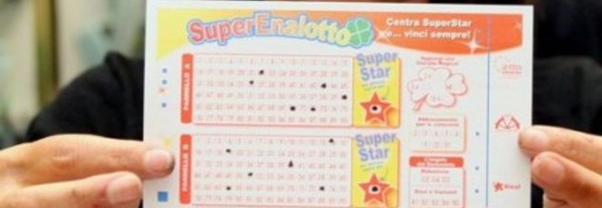 SUPERENALOTTO: FATTO IL ''SEI'' DA 18 MILIONI - ECCO LA COMBINAZIONE VINCENTE E DOVE E' STATA  GIOCATA - 15/10/2013