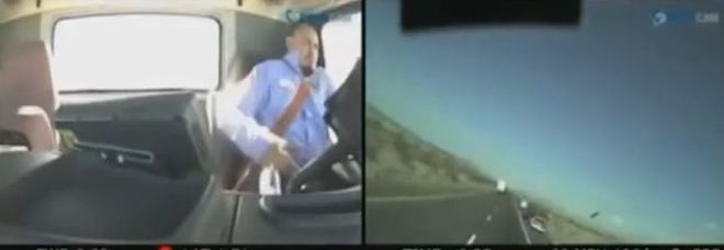 CAMIONISTA TRAVOLGE TRE AUTO E UCCIDE UN POLIZIOTTO: ''GUARDAVA FOTO HARD SU FB'' - VIDEO - 04/11/2013