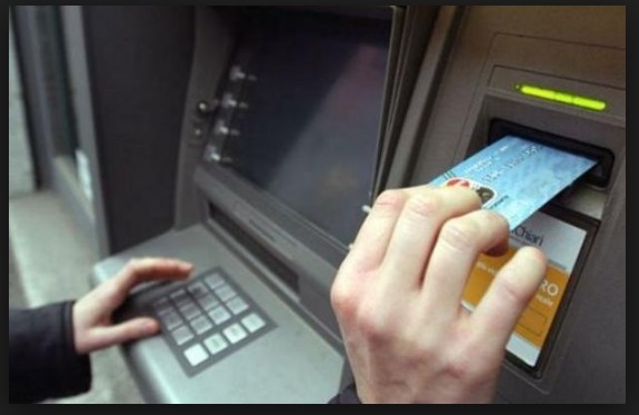 UFFICIALE - ARRIVA LA LEGGE CHE IMPONE UN LIMITE AI PRELIEVI SUL CONTO: ECCO COME FUNZIONA - 14/11/2016