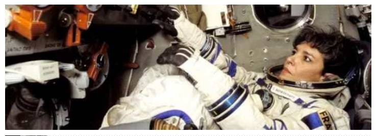 ''LA TERRA DEVE ESSERE AVVISATA'', POI L'ASTRONAUTA TENTA IL SUICIDIO E ENTRA IN COMA - VIDEO - 21/11/2016