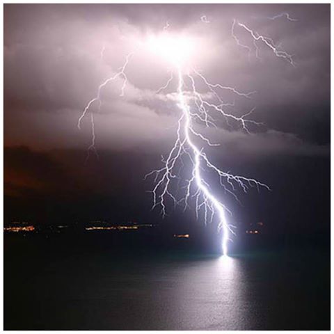 ALLERTA METEO - LA SITUAZIONE E' CRITICA E SI TEME IL PEGGIO: ECCO COSA STA ACCADENDO - 23/11/2016