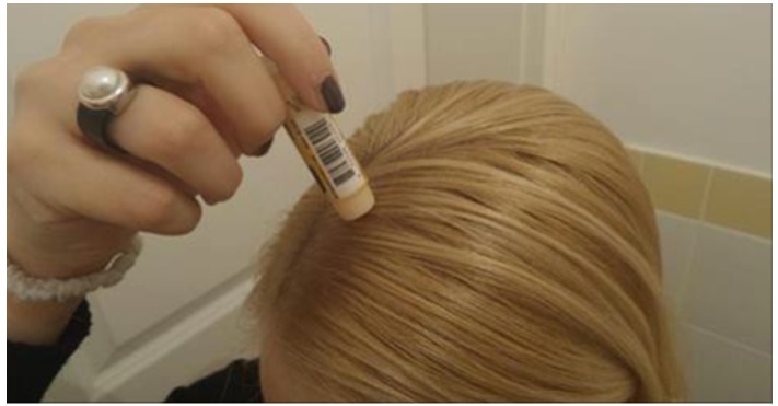 PRENDI IL BURROCACAO E PASSALO TRA I CAPELLI: ECCO IL MOTIVO CHE TI SORPRENDERA' - 30/11/2016
