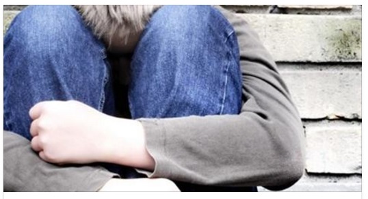 INTERA FAMIGLIA VITTIMA DI VICINI: ABUSI E VIOLENZA SESSUALE DI GRUPPO - 16/12/2016