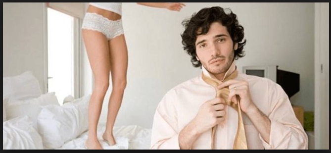 LE 10 COSE PIU' STRANE CHE TUTTE LE DONNE FANNO LA 4 FARA' IMPAZZIRE GLI UOMINI - 20/12/2016